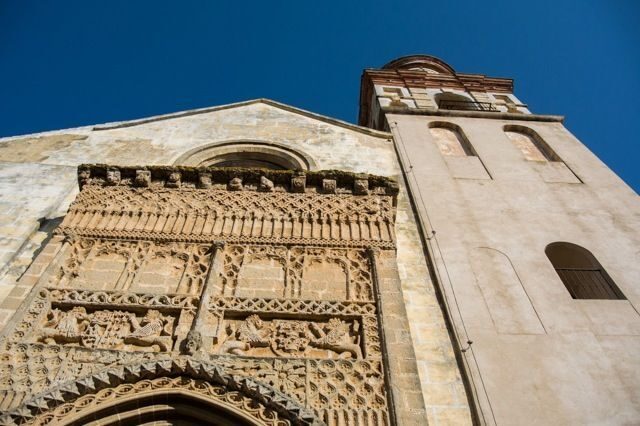 La Parroquia de la O, en el corazón del barrio alto.